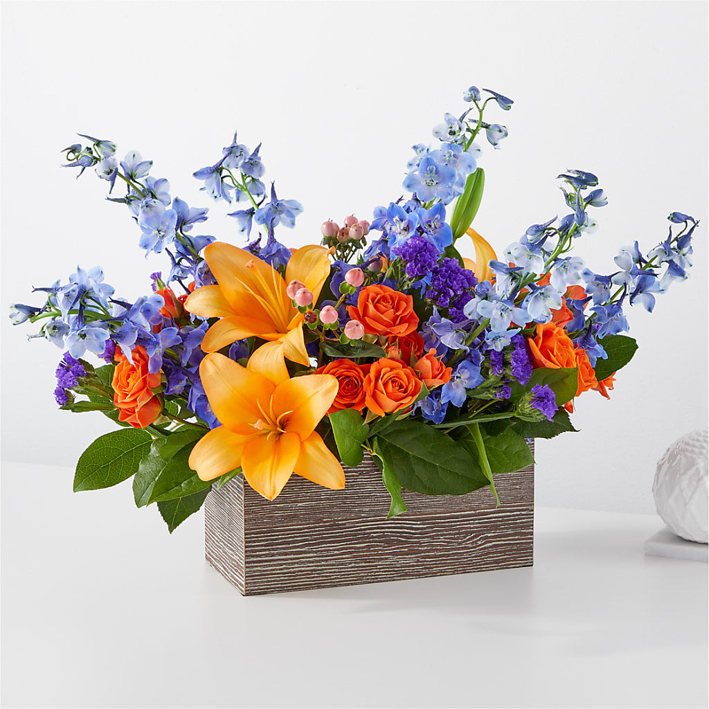 Radiant Citrus Box Bouquet – HORTENSIA'S FLOWERS, Carlsbad CA
