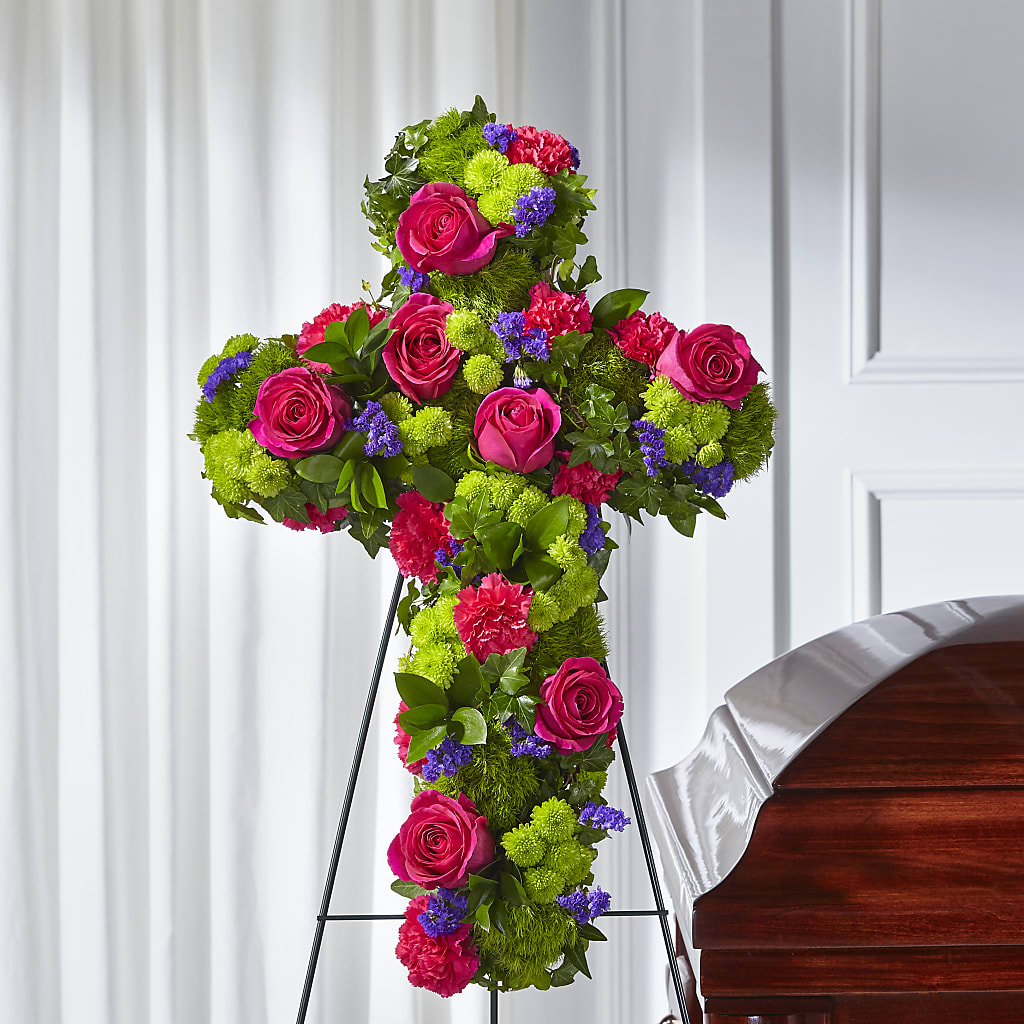 Tribute Rose Floral Cross – HORTENSIA'S FLOWERS, Carlsbad CA