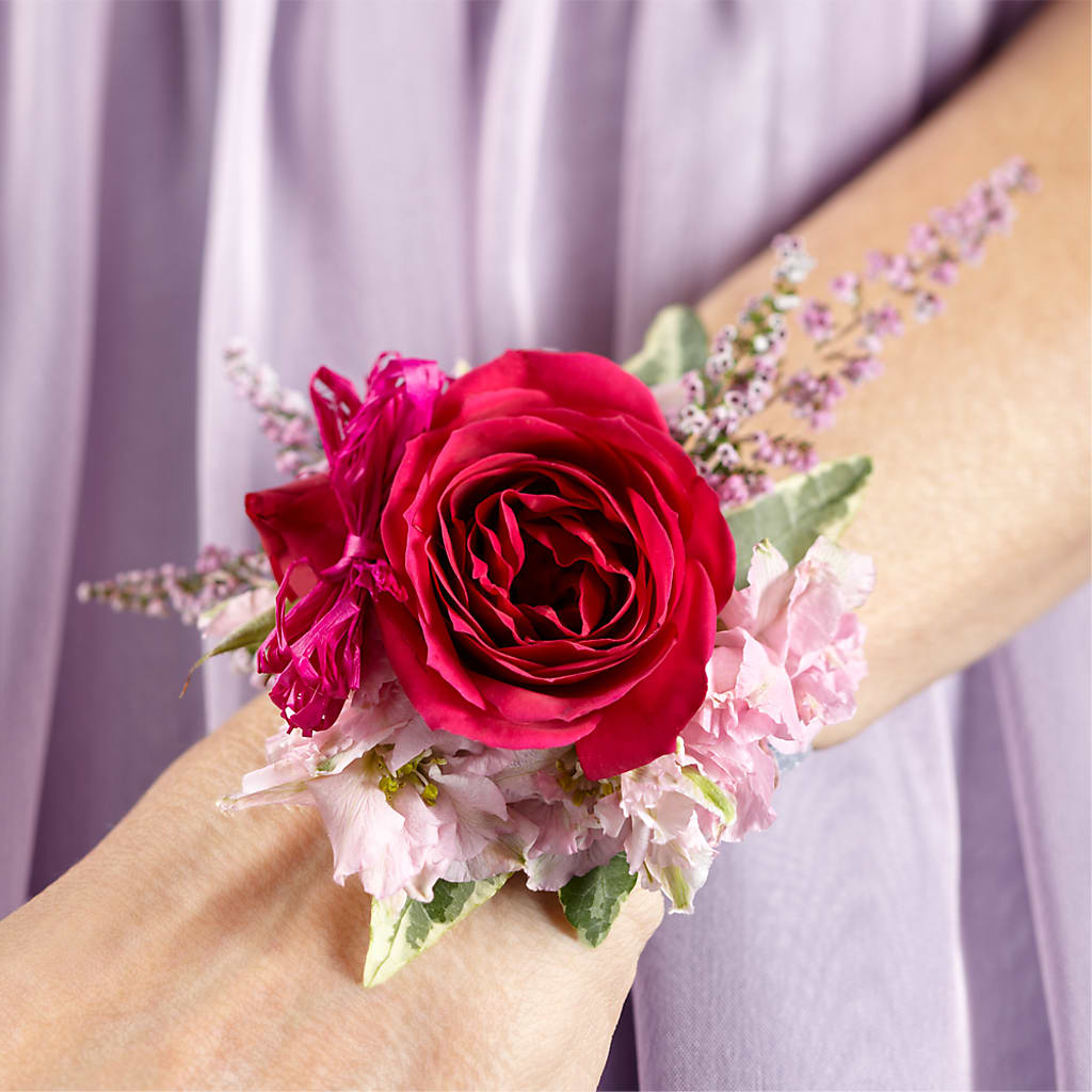 Rose Charm Corsage – HORTENSIA'S FLOWERS, Carlsbad CA