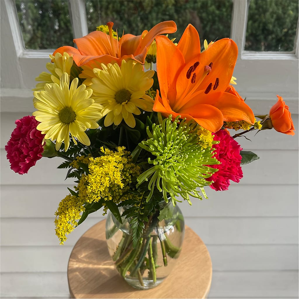 Bold & Bright – A Florist Original – HORTENSIA'S FLOWERS, Carlsbad CA