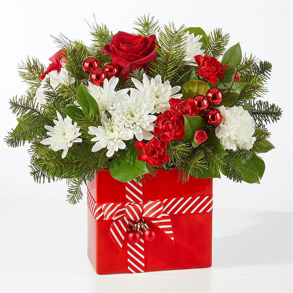 Presents Under the Tree Bouquet – HORTENSIA'S FLOWERS, Carlsbad CA