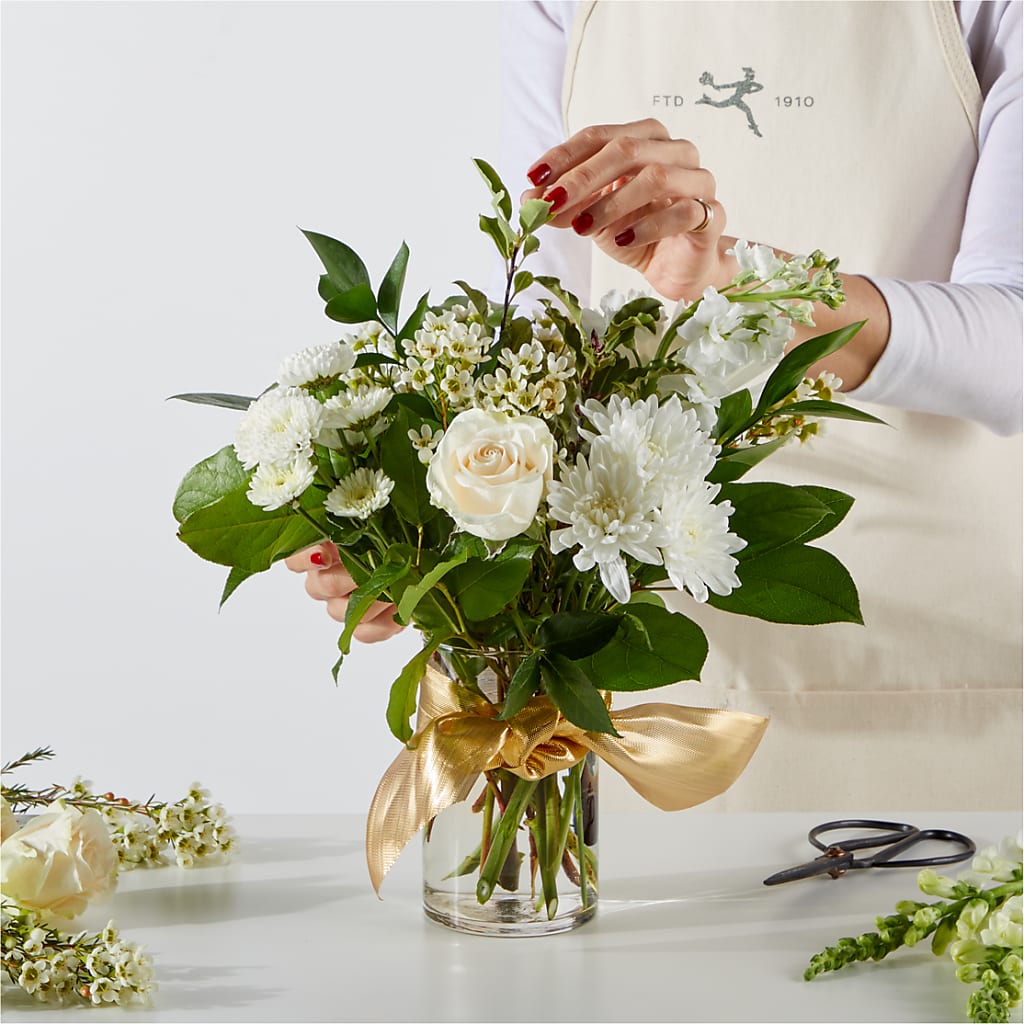 New Beginnings – A Florist Original – HORTENSIA'S FLOWERS, Carlsbad CA