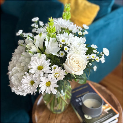 Classic Ivory – A Florist Original – HORTENSIA'S FLOWERS, Carlsbad CA