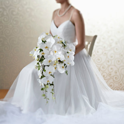 Classic White Bouquet – HORTENSIA'S FLOWERS, Carlsbad CA