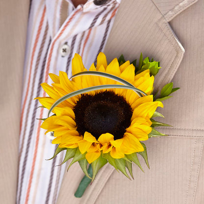 Free Spirit Boutonniere – HORTENSIA'S FLOWERS, Carlsbad CA